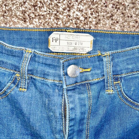 Free People Women's Distressed Blue Denim Skinny Jeans Size 27R - Picture 2 of 11